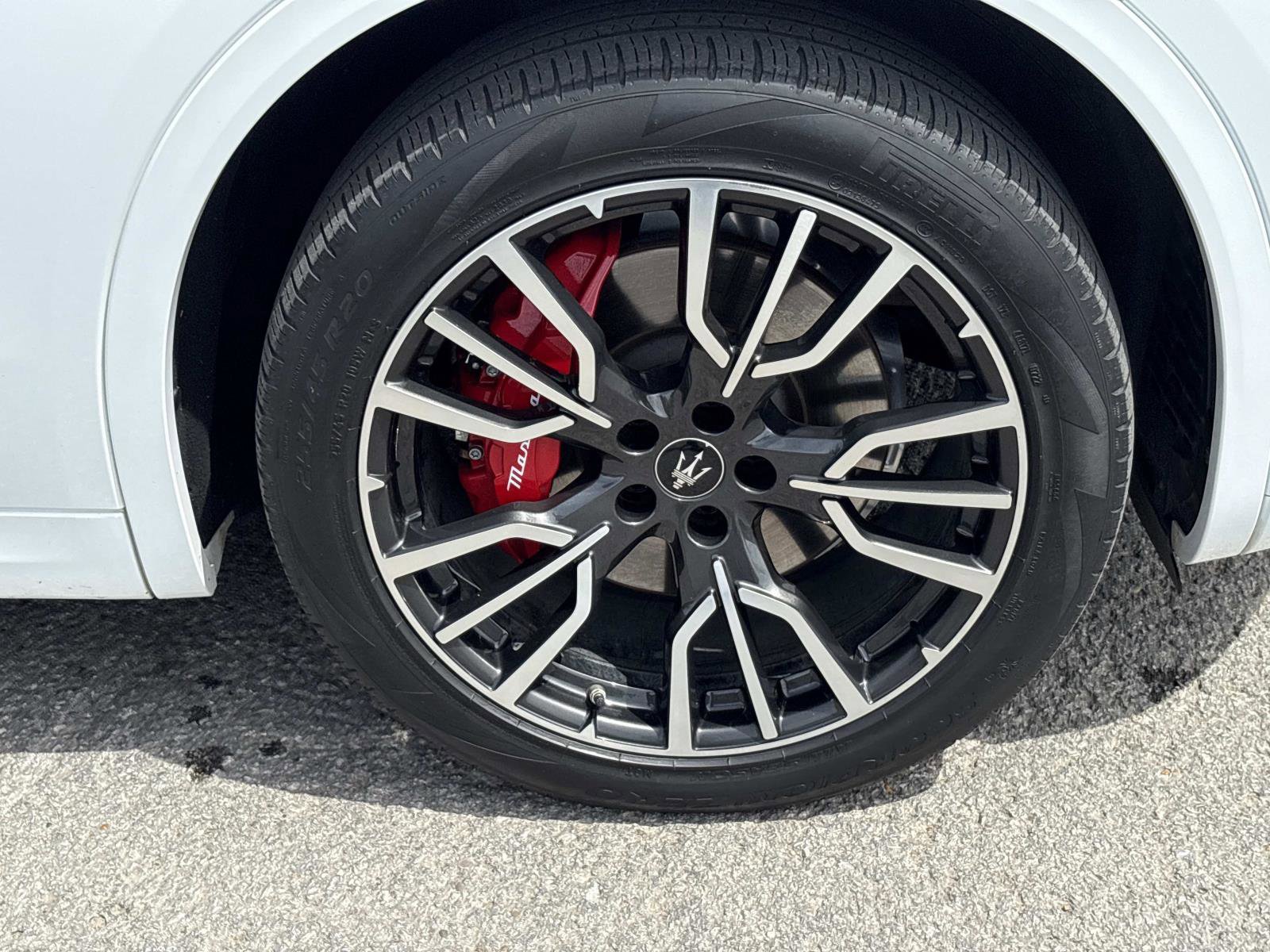 Used 2023 Maserati Grecale Modena image 10