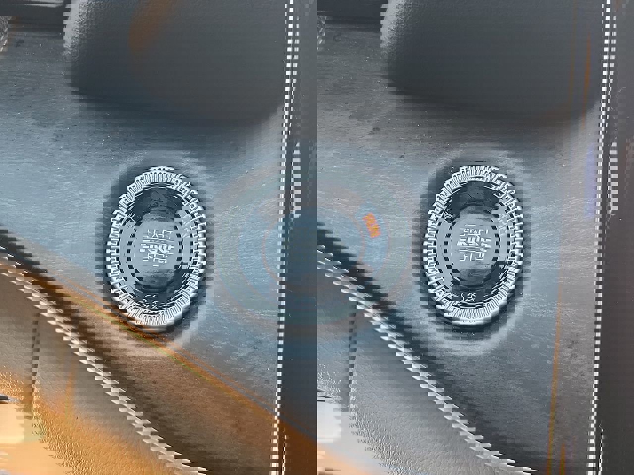 Used 2024 Jeep Grand Cherokee Limited image 30