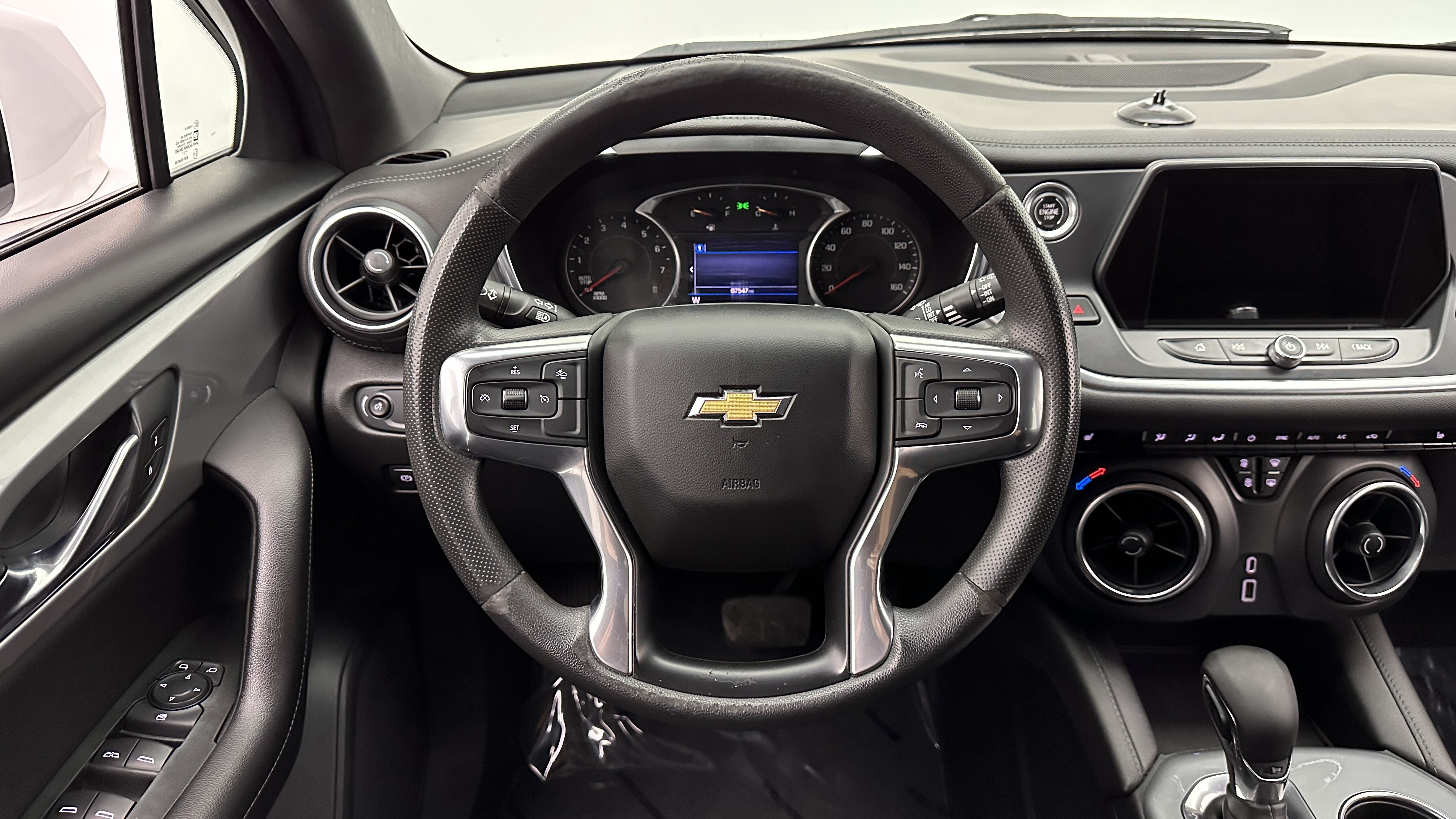 Used 2021 Chevrolet Blazer LT FWD image 26