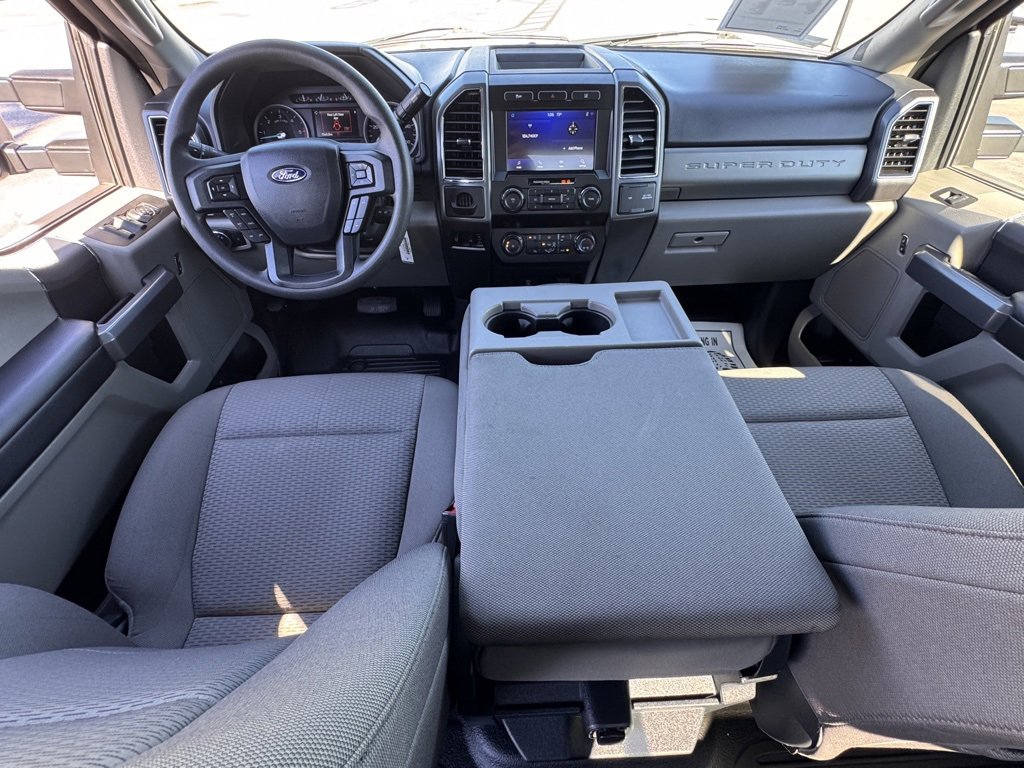 Used 2022 Ford F550 2WD Crew Cab Super Duty image 25