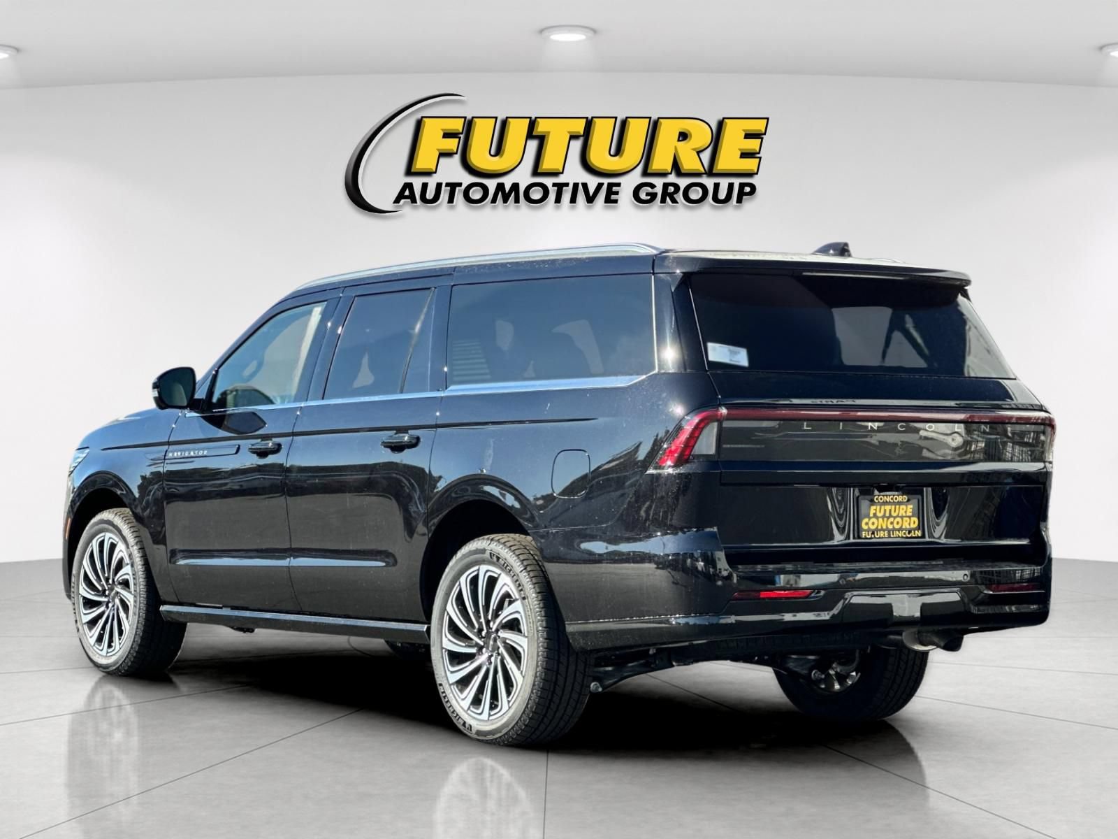 New 2027 Lincoln Navigator L Black Label AWD/4WD image 5