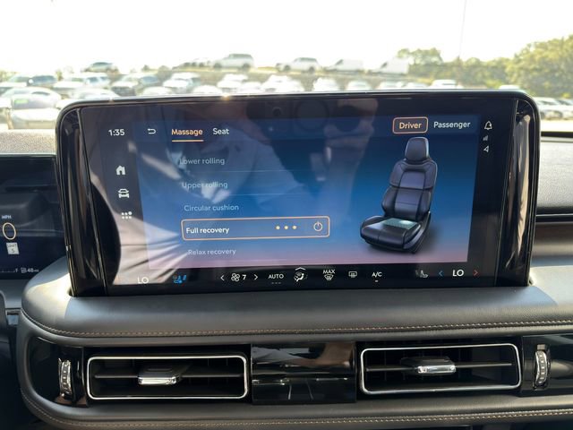 Used 2025 Lincoln Aviator Reserve w/ Equipment Group 201A image 34