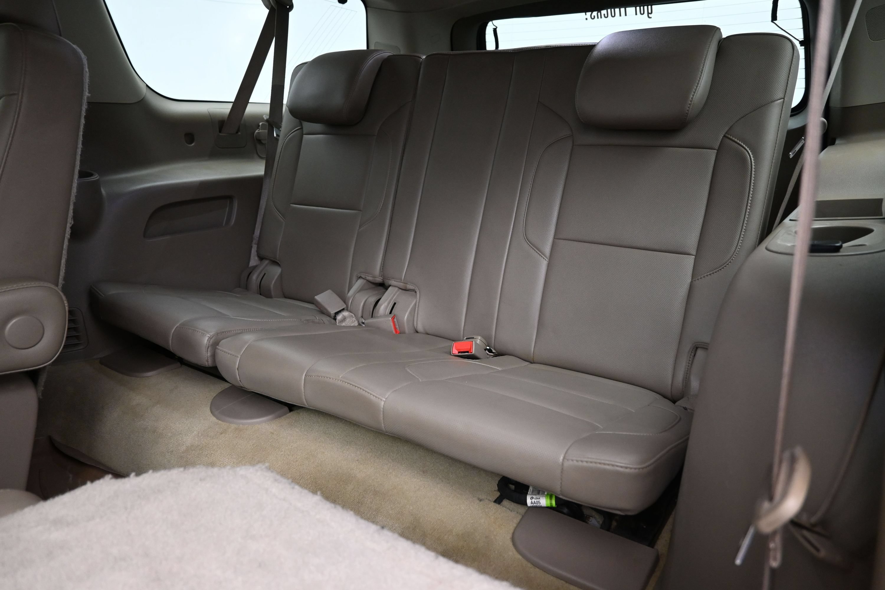 Used 2015 Chevrolet Suburban LTZ AWD/4WD image 41