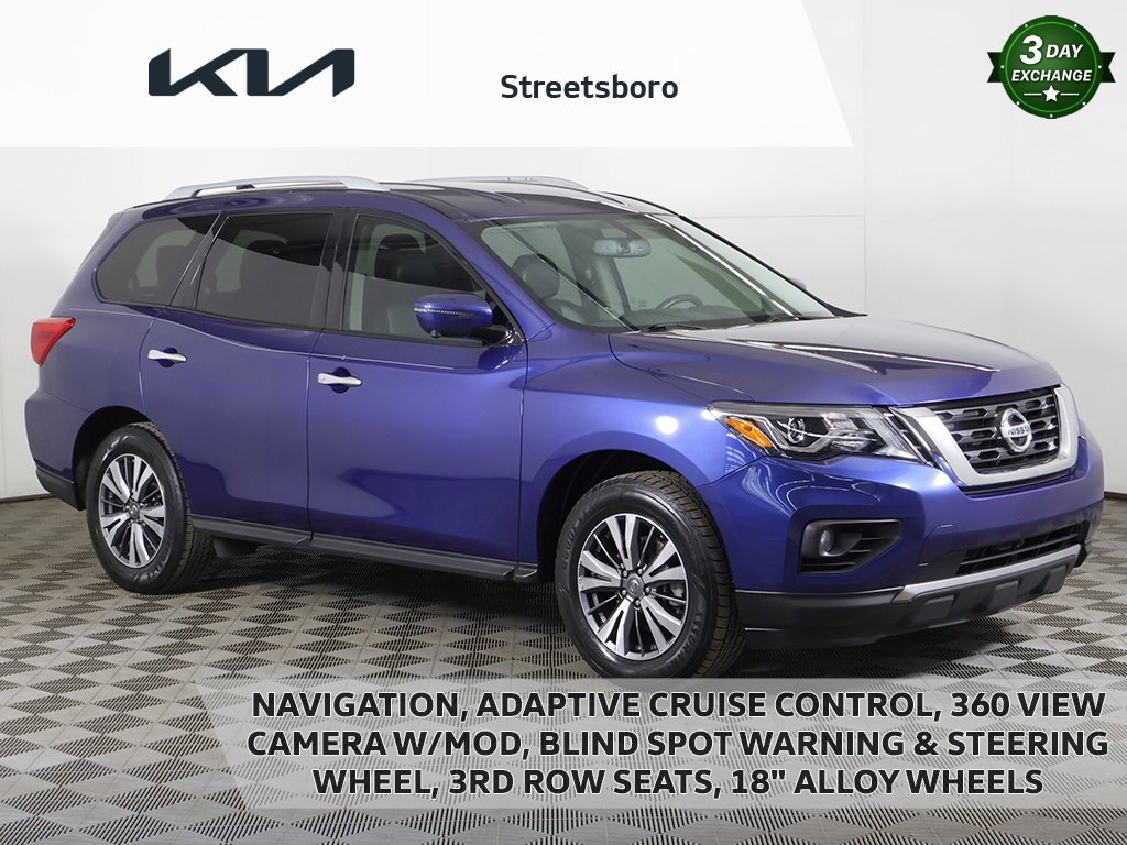 Used 2019 Nissan Pathfinder SL image 1