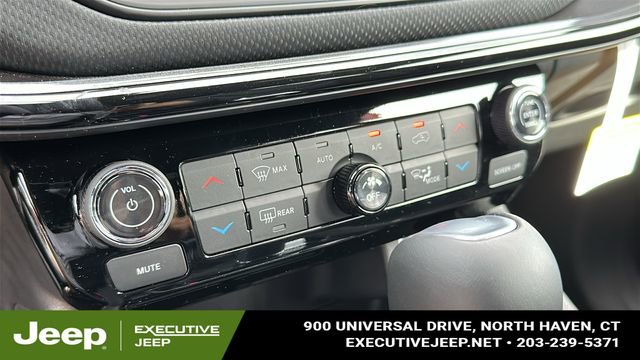 New 2025 Jeep Compass Limited w/ Sun & Sound Group image 16