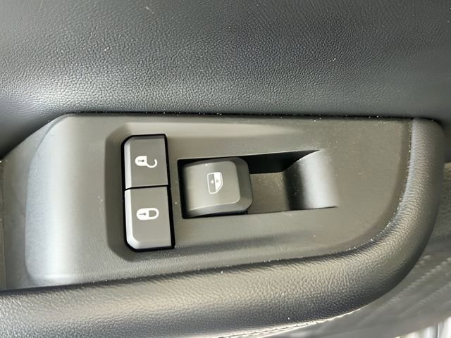 Used 2024 Jeep Grand Cherokee Limited image 25