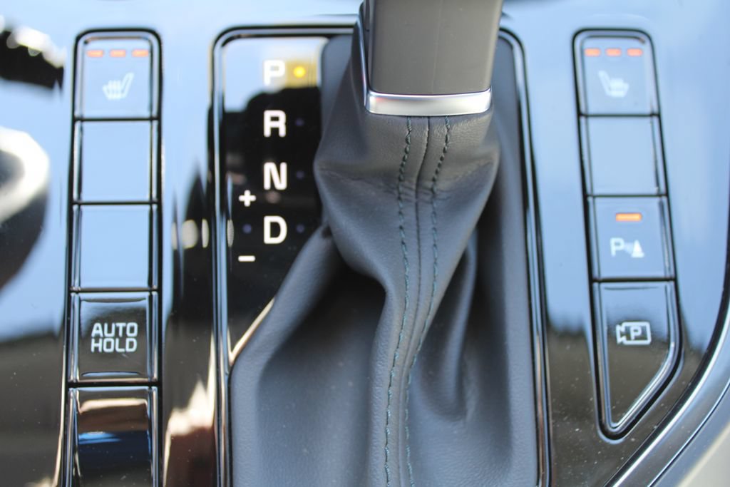 New 2026 Kia Niro FWD image 36