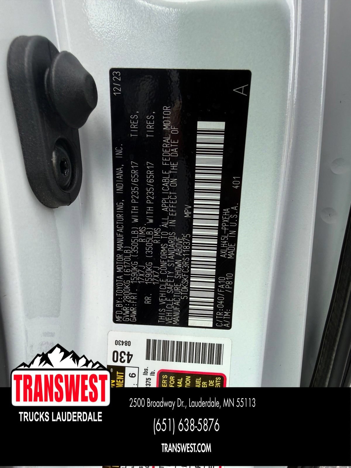 Used 2024 Toyota Sienna LE AWD/4WD image 21