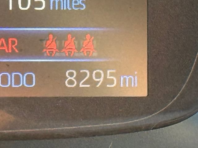 Used 2022 Toyota Corolla LE image 25