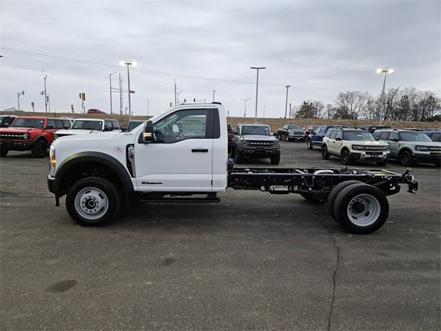 New 2025 Ford F550 4x4 Regular Cab Super Duty image 3