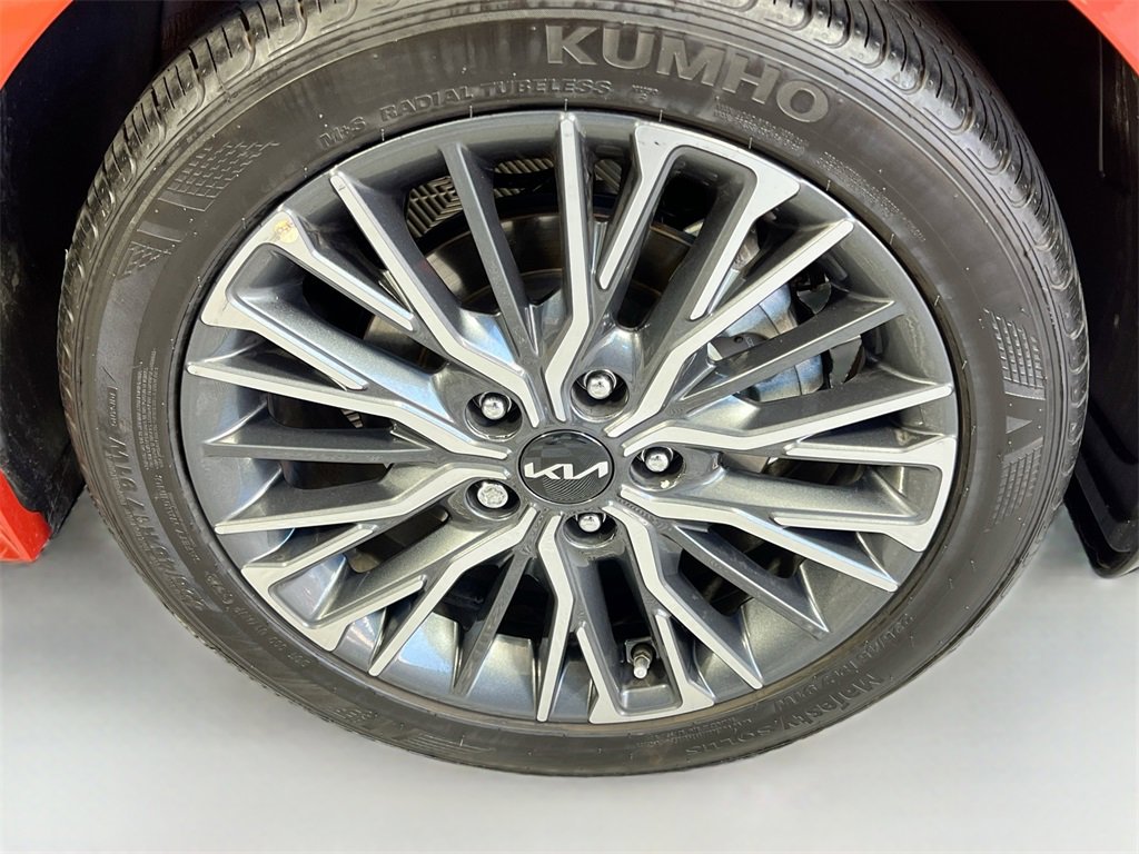 Certified 2024 Kia Forte GT-Line w/ GT-Line Premium Package image 33