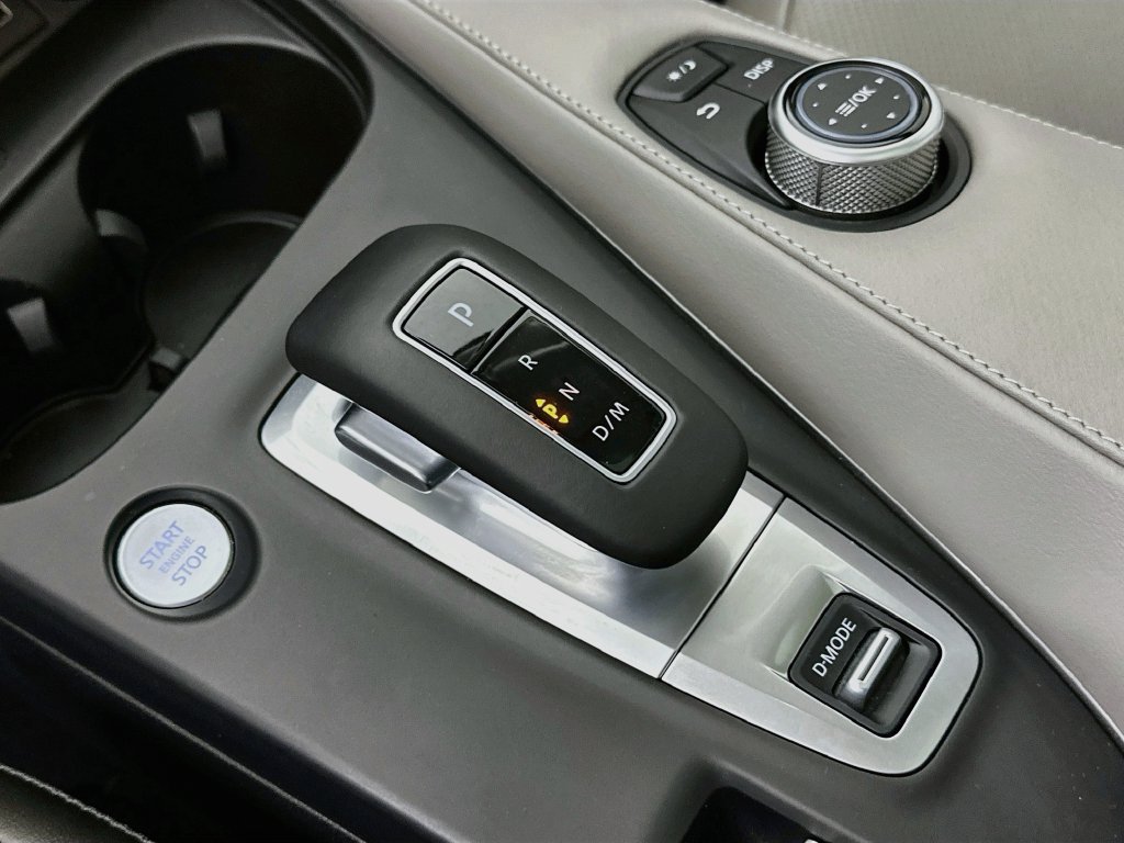 Used 2025 INFINITI QX50 Luxe AWD/4WD image 16
