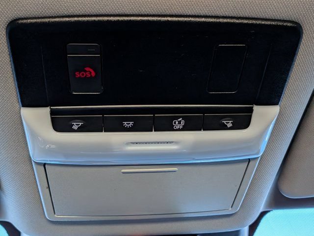 Used 2024 Nissan Rogue SV FWD image 31