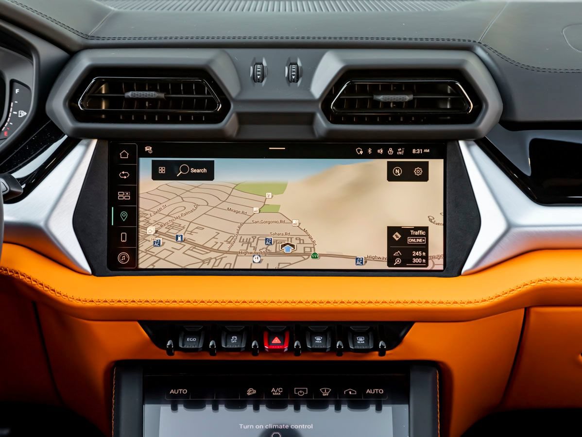 Used 2025 Lamborghini Urus SE AWD/4WD image 20
