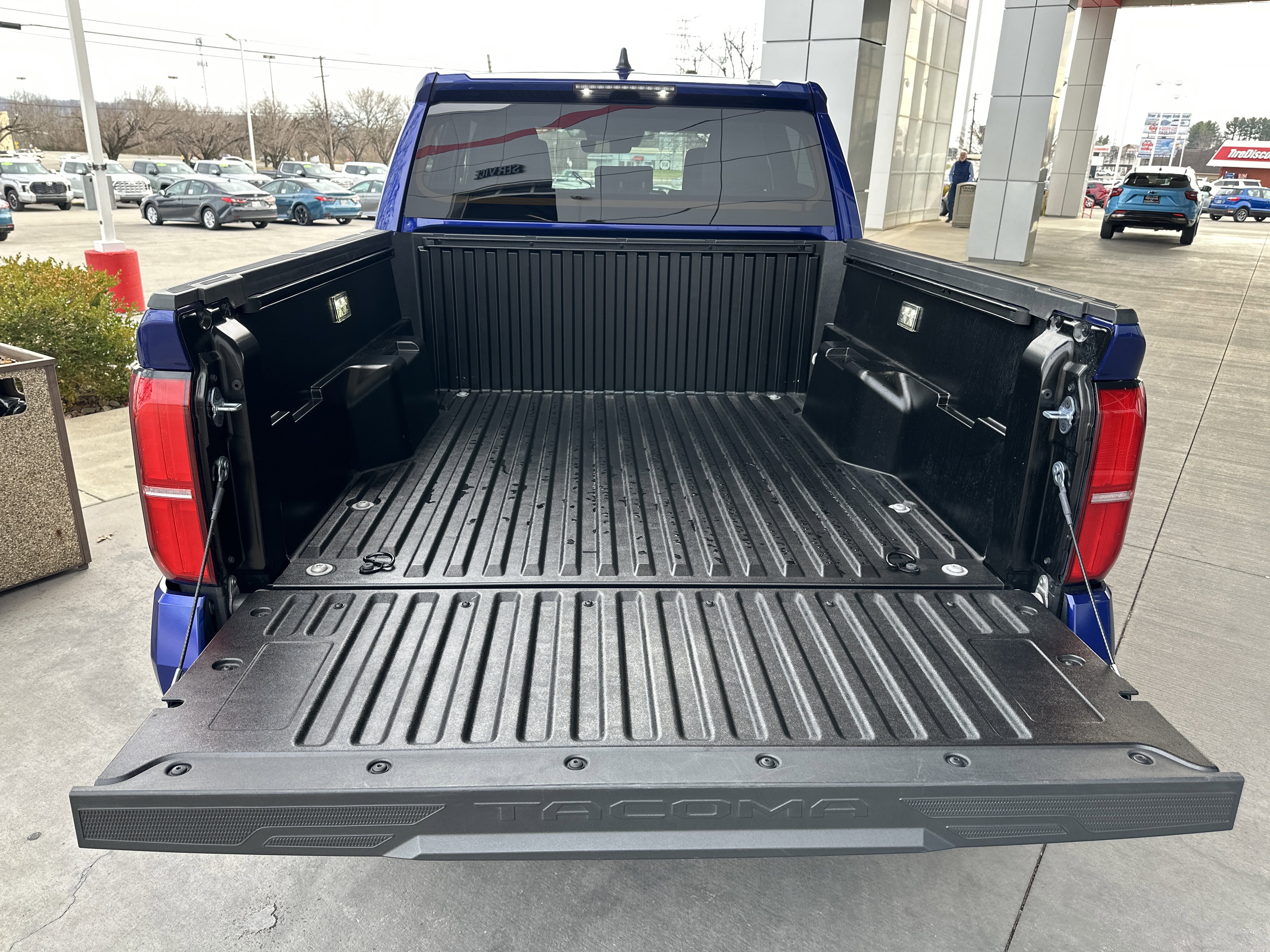 Certified 2025 Toyota Tacoma TRD Off-Road image 16