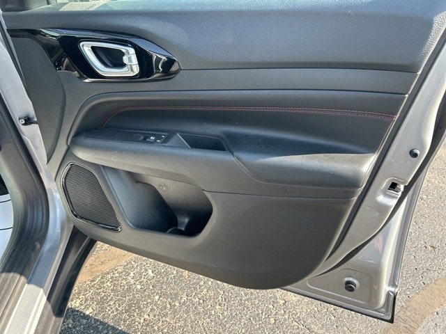 Used 2022 Jeep Compass Trailhawk image 27