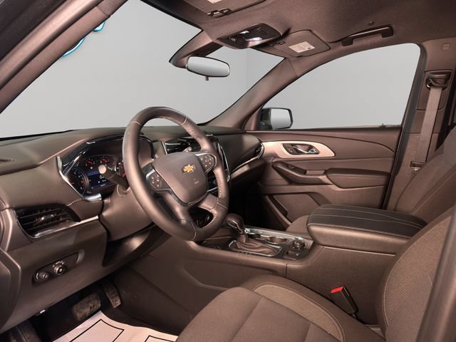 Used 2023 Chevrolet Traverse LT AWD/4WD image 11