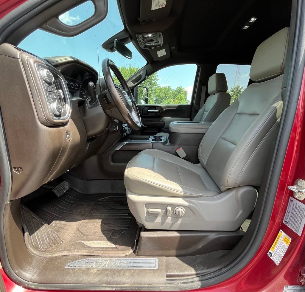 Certified 2022 GMC Sierra 2500 SLT w/ SLT Preferred Package AWD/4WD image 9