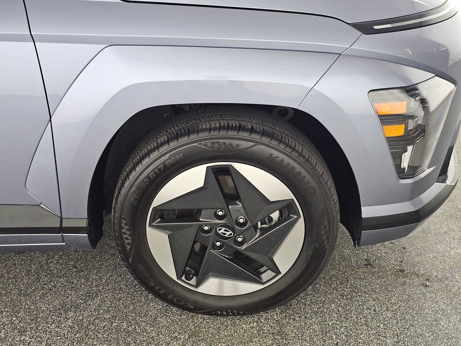 Used 2024 Hyundai Kona SEL FWD image 9