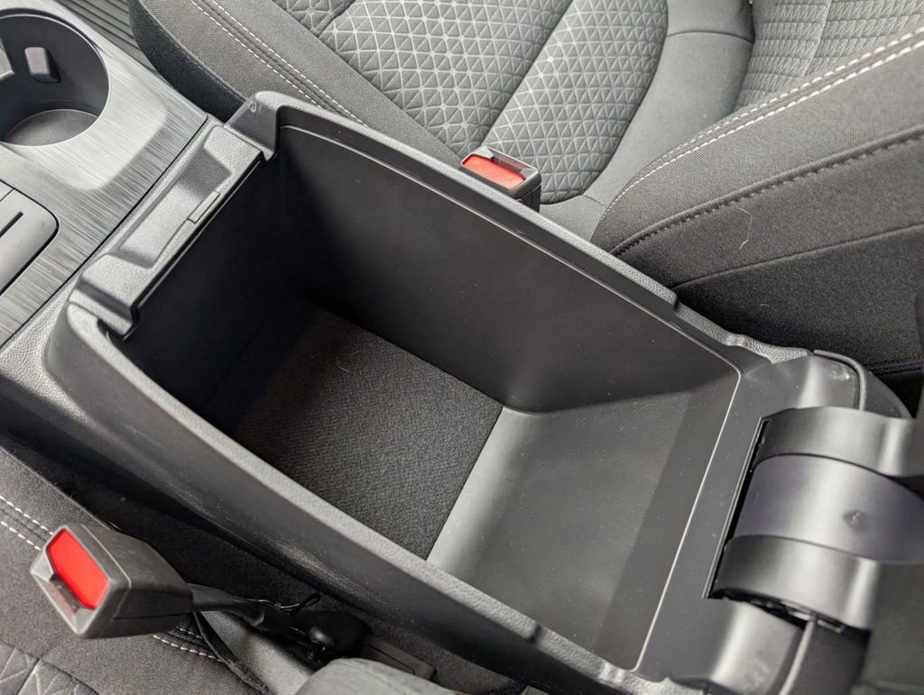 Used 2023 Ford Escape Active image 35