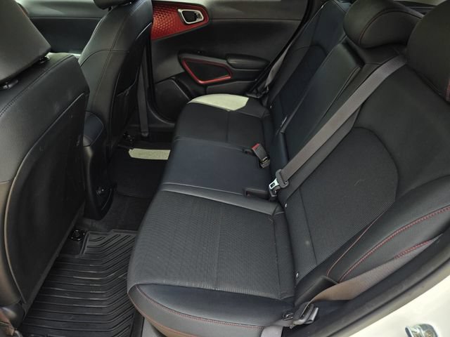 Used 2022 Kia Soul Turbo FWD image 38