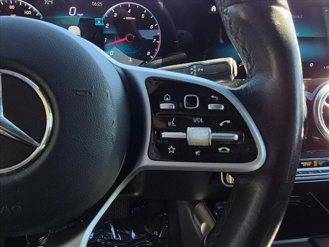 Used 2020 Mercedes-Benz GLB 250 image 26