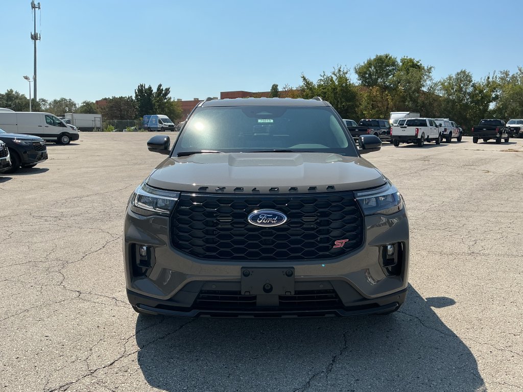 New 2026 Ford Explorer ST AWD/4WD image 8