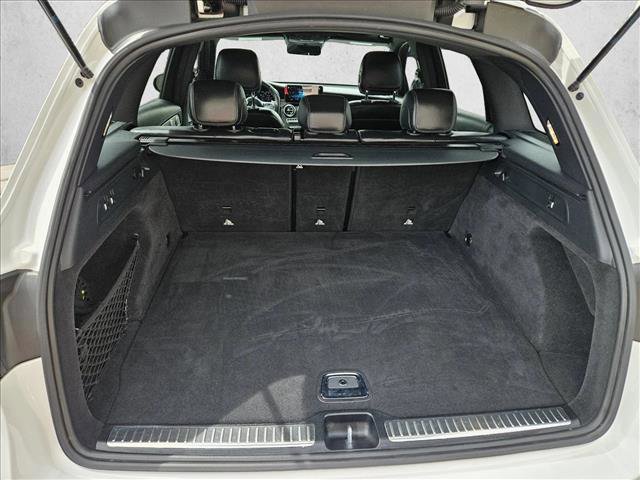 Used 2021 Mercedes-Benz GLC 63 AMG 4MATIC image 6