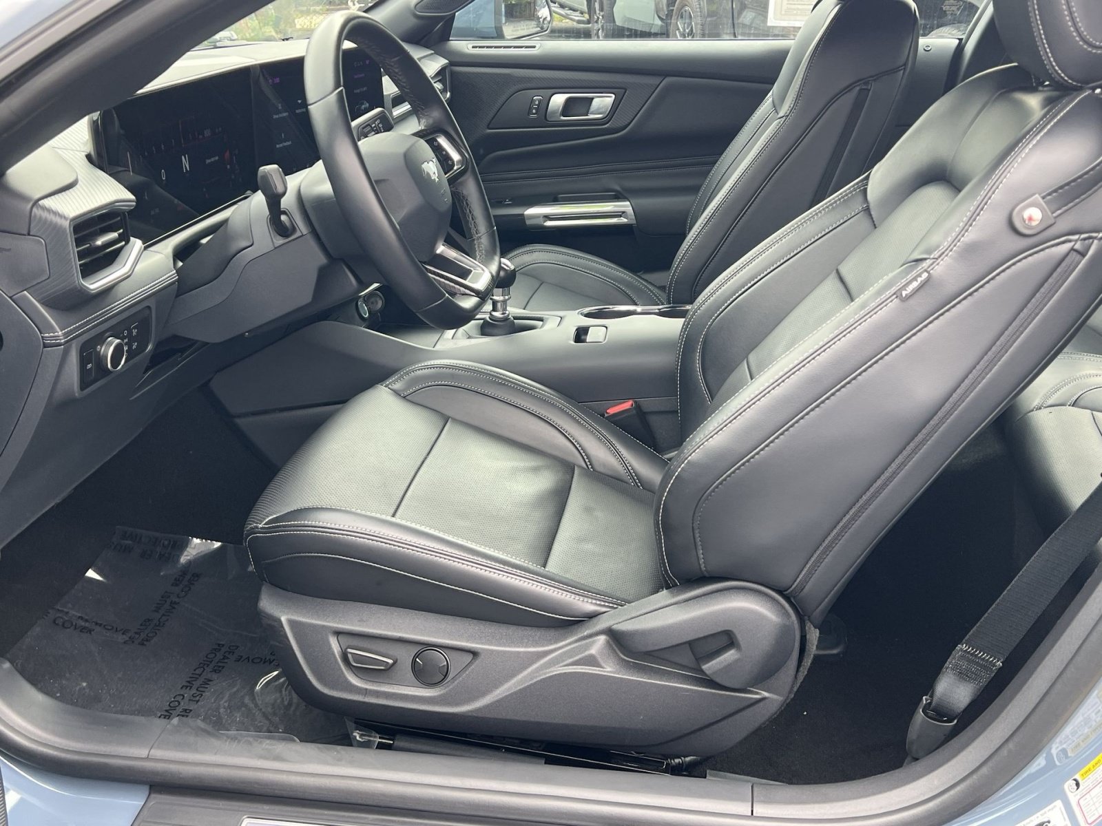 Used 2025 Ford Mustang GT Premium RWD image 12