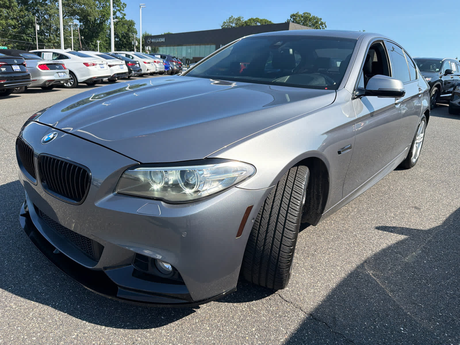 Used 2015 BMW 528i xDrive Sedan AWD/4WD image 5