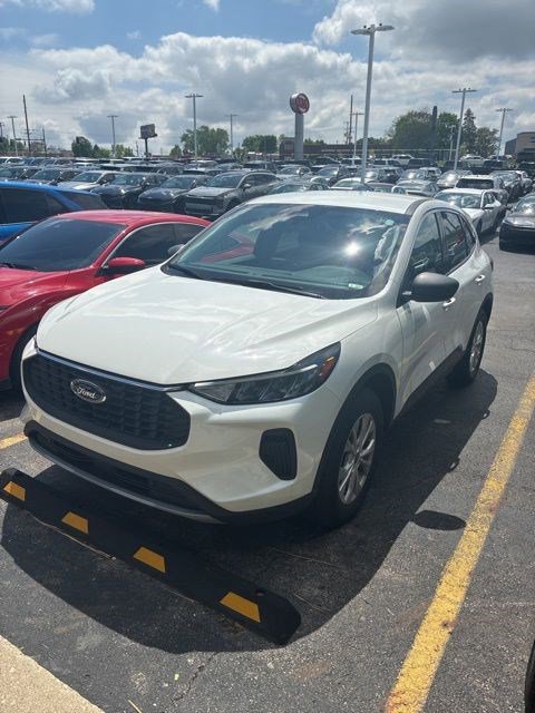 Used 2023 Ford Escape Active w/ Tech Pack #1 AWD/4WD image 13