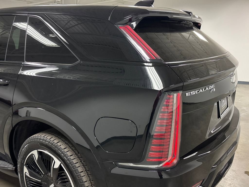 New 2025 Cadillac Escalade IQ Sport 1 w/ Smart Trailering package image 16