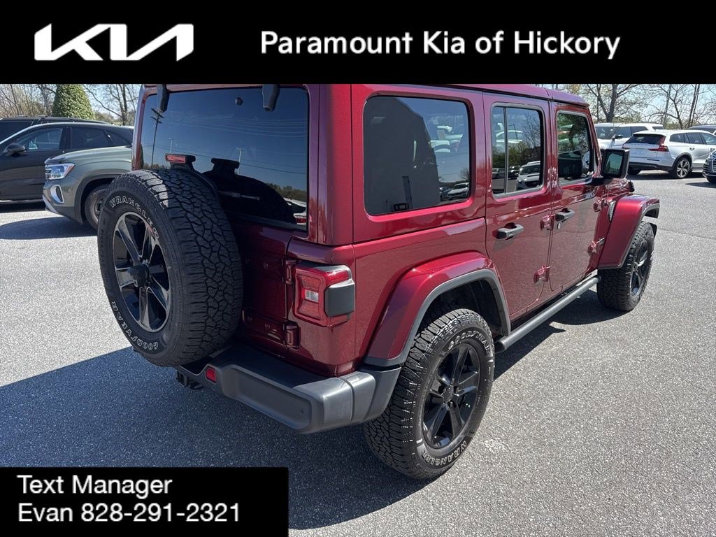 Used 2021 Jeep Wrangler Unlimited Sahara AWD/4WD image 7
