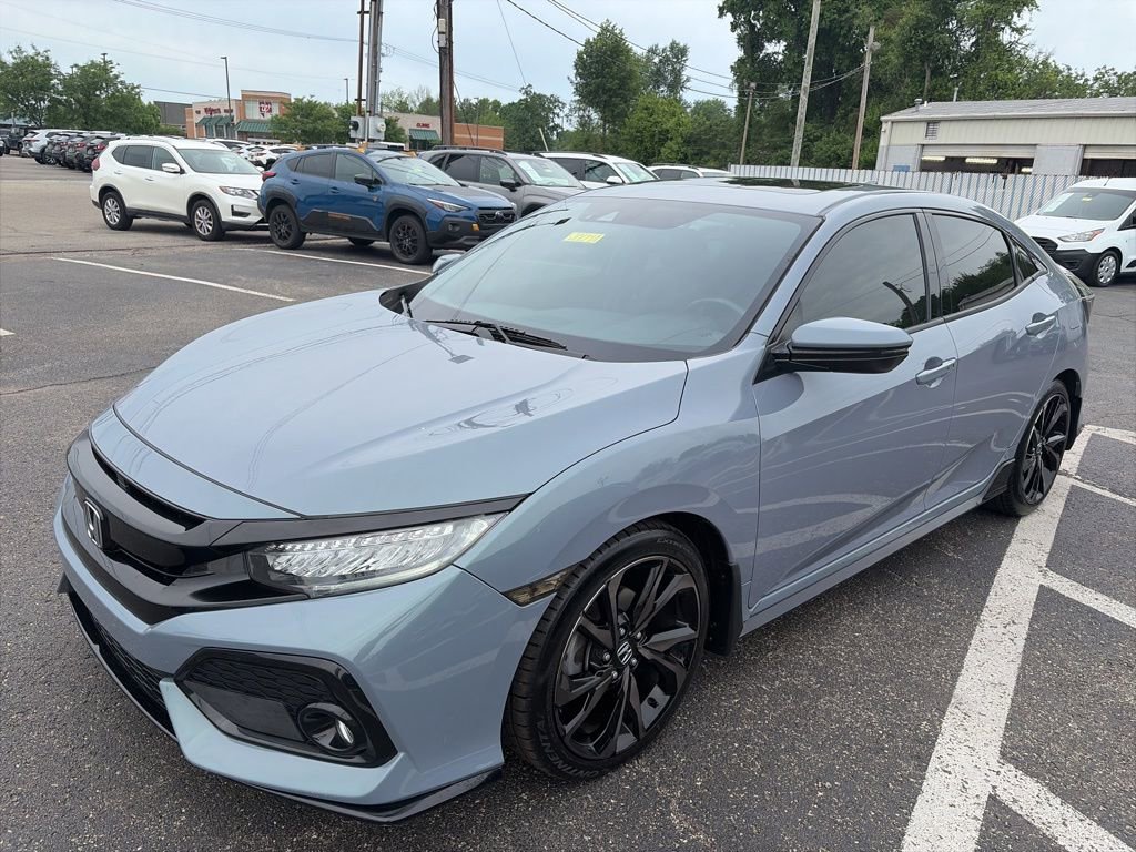 Used 2019 Honda Civic Sport Touring image 3