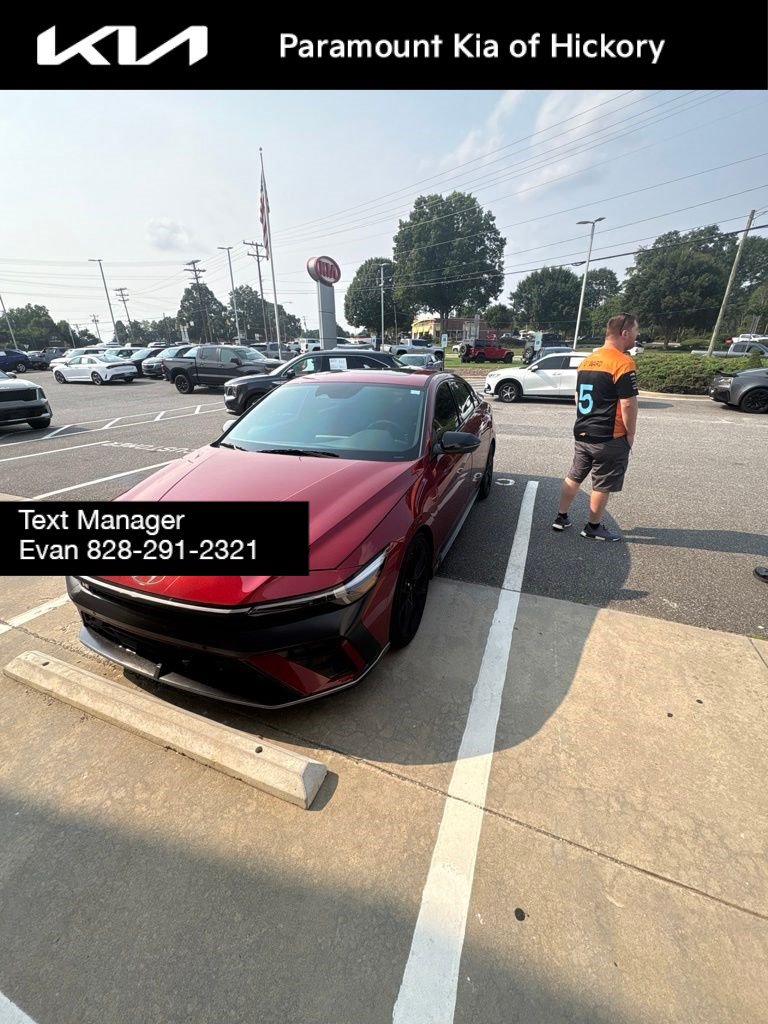 Used 2025 Hyundai Elantra N FWD image 11
