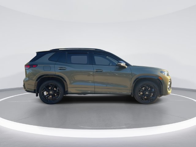 Used 2025 Volkswagen Tiguan SE R-Line AWD/4WD image 9