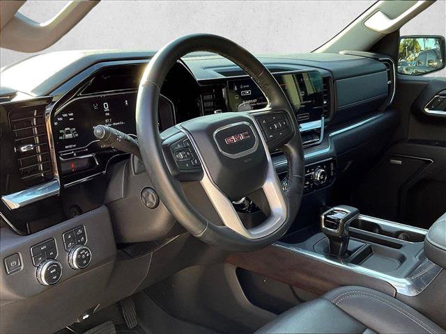 Used 2023 GMC Sierra 1500 SLT w/ SLT Premium Plus Package AWD/4WD image 9