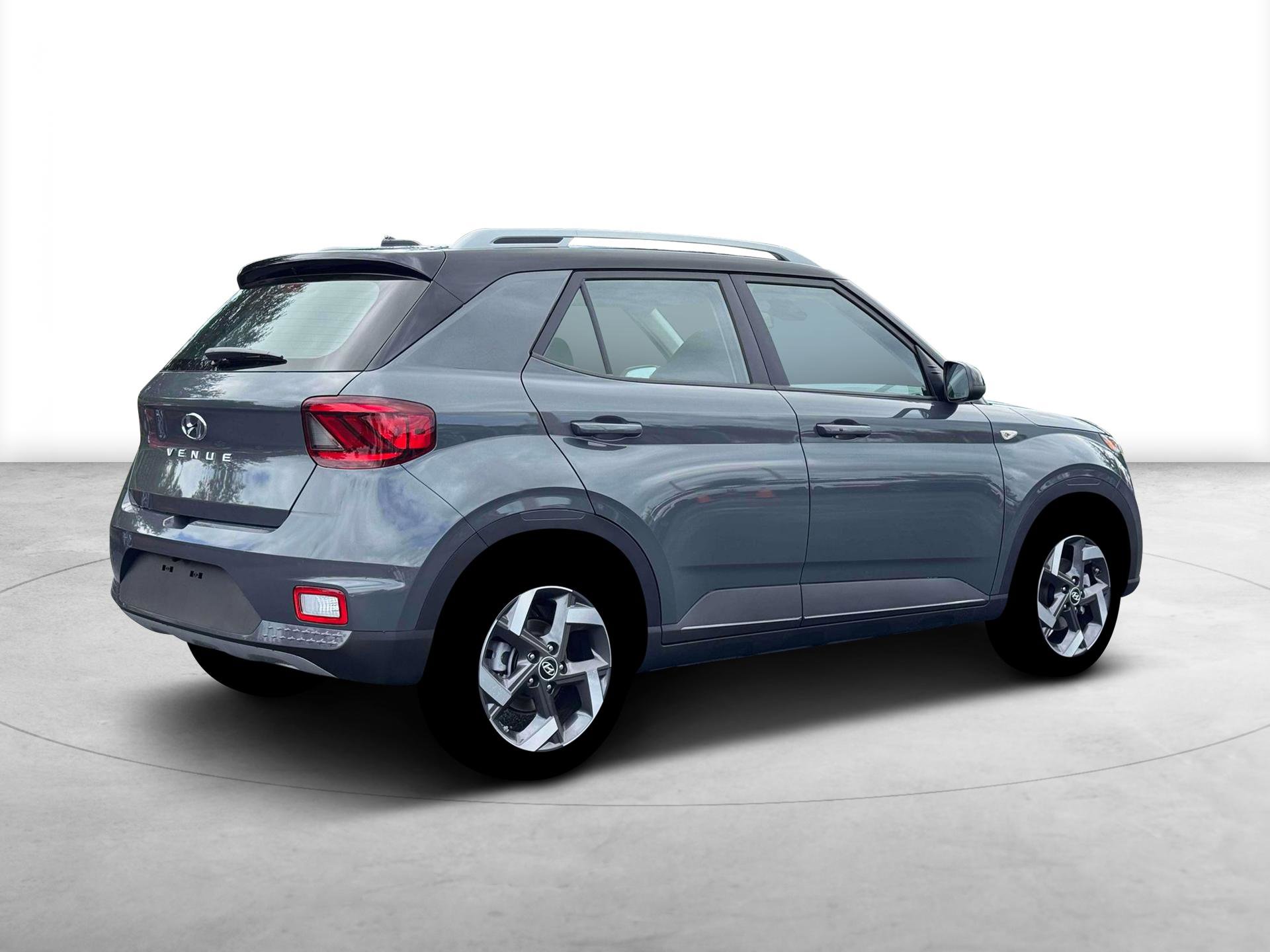 New 2026 Hyundai Venue SEL FWD image 8