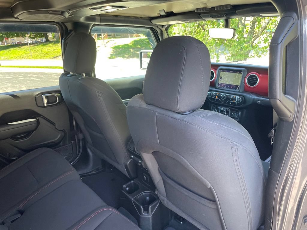 Used 2023 Jeep Gladiator Rubicon w/ LED Lighting Group AWD/4WD image 40