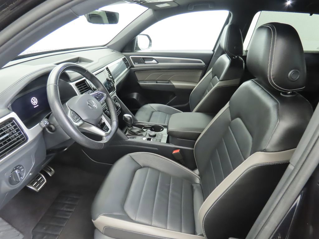Used 2023 Volkswagen Atlas Cross Sport SEL Premium R-Line image 19