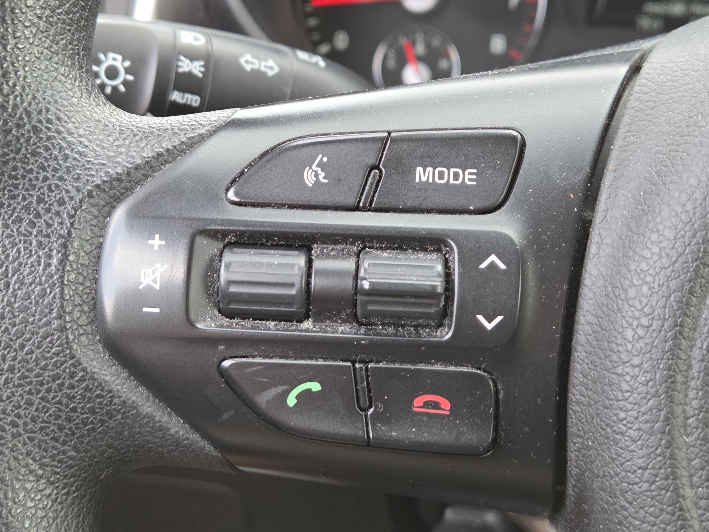 Used 2017 Kia Sorento AWD image 29