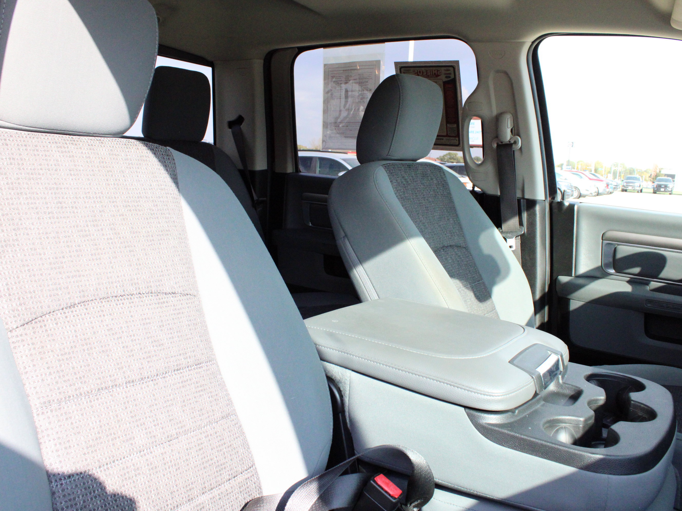 Used 2019 RAM 1500 Classic SLT w/ Luxury Group AWD/4WD image 36