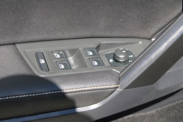 Used 2022 Volkswagen Tiguan S image 11