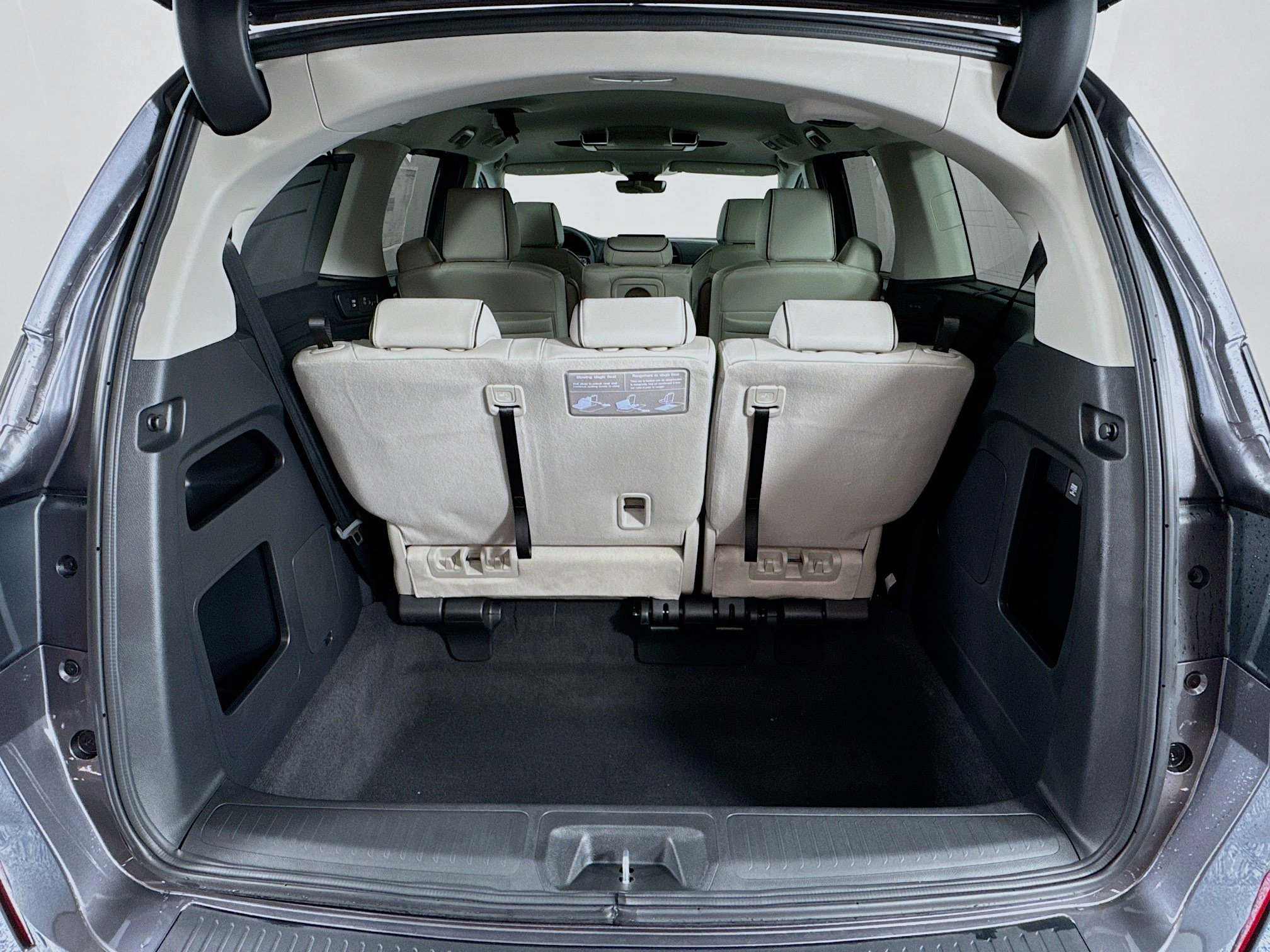 New 2026 Honda Odyssey Touring image 28