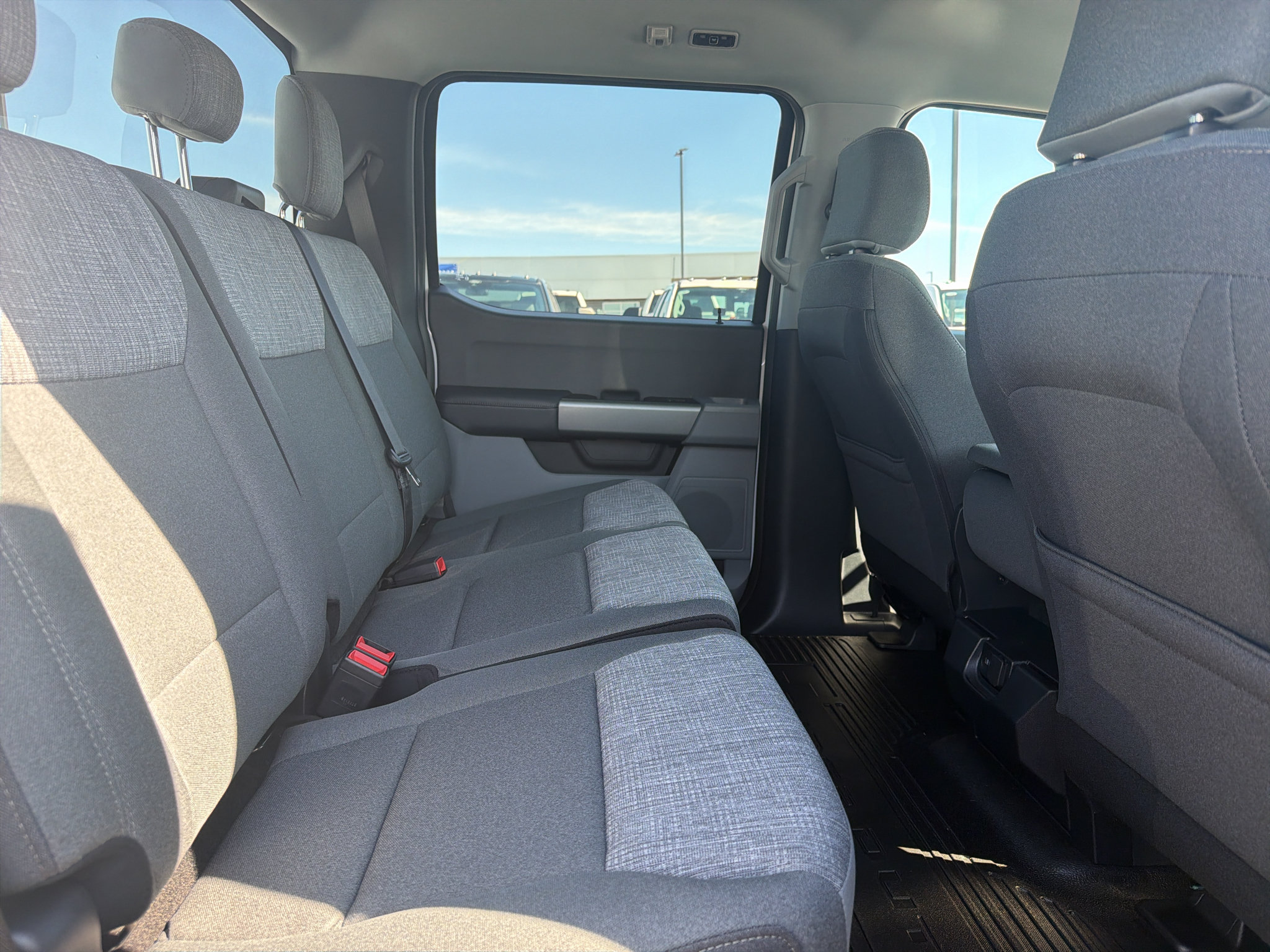 New 2027 Ford F250 XLT AWD/4WD image 23
