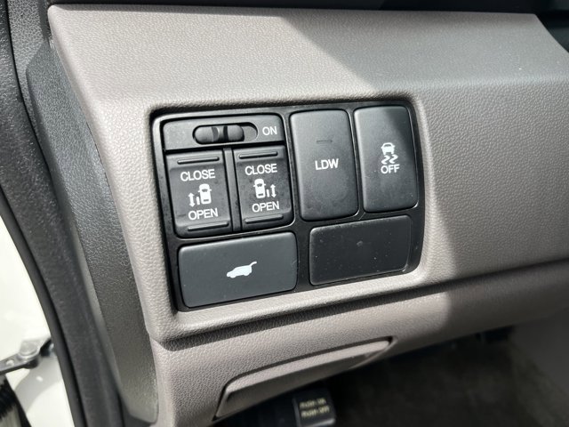 Used 2015 Honda Odyssey EX-L image 20