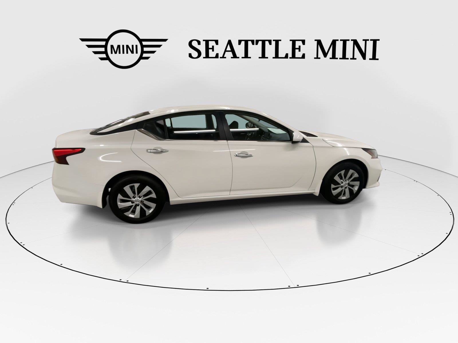 Used 2022 Nissan Altima 2.5 S FWD image 12