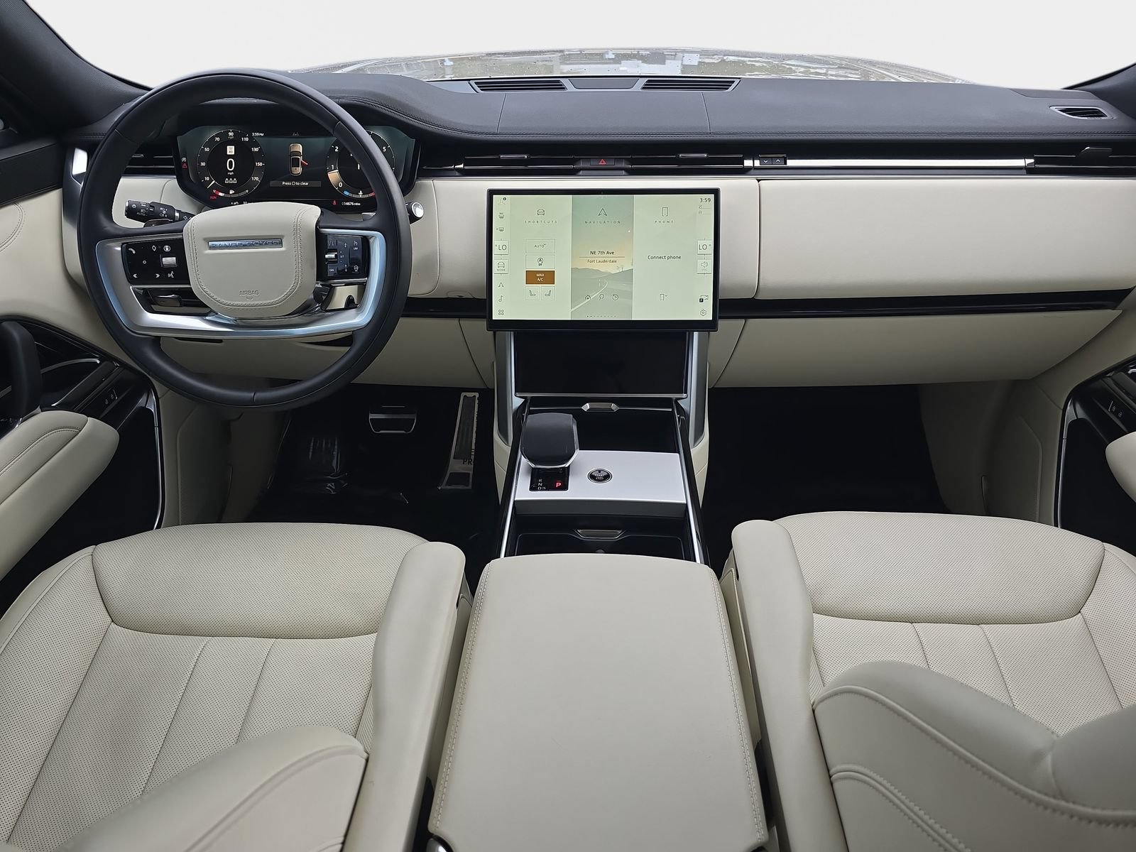 Used 2025 Land Rover Range Rover SE AWD/4WD image 10