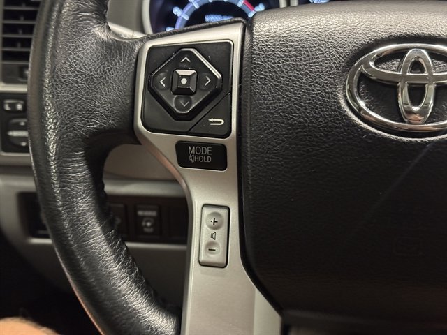Used 2015 Toyota Sequoia Limited AWD/4WD image 24