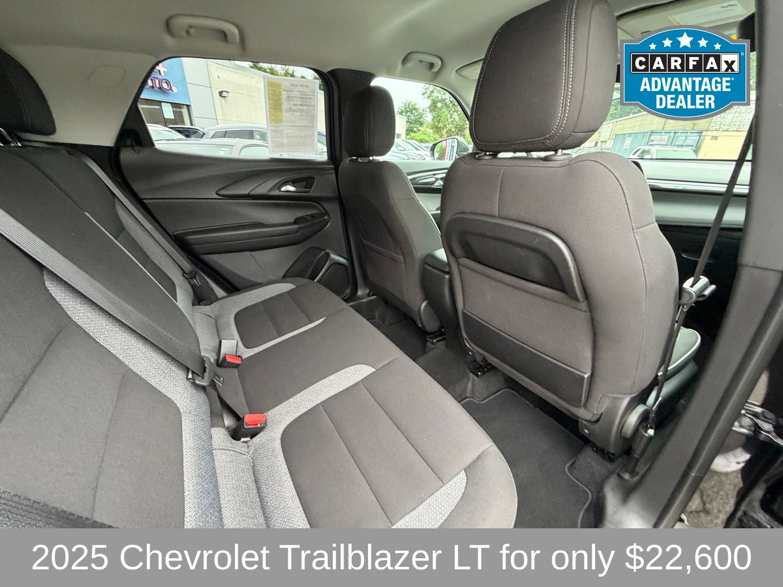 Used 2025 Chevrolet TrailBlazer LT AWD/4WD image 11